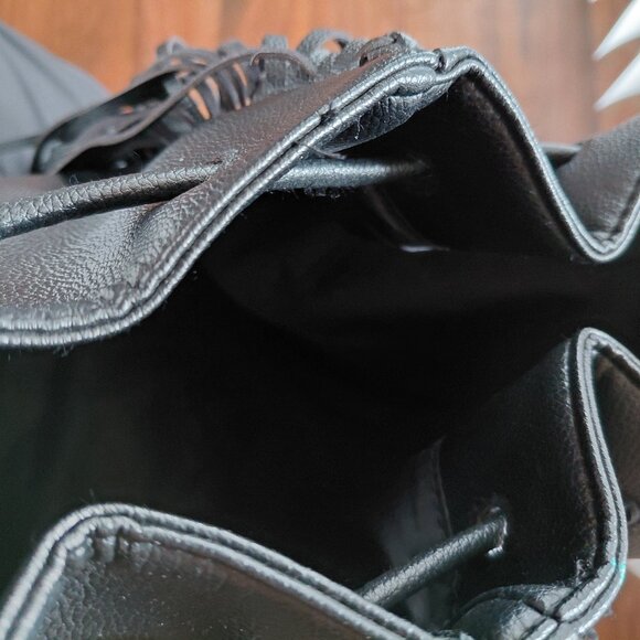 Victoria Secret Faux Leather Black Bucket Back Pack/Shoulder Bag - Picture 5 of 10